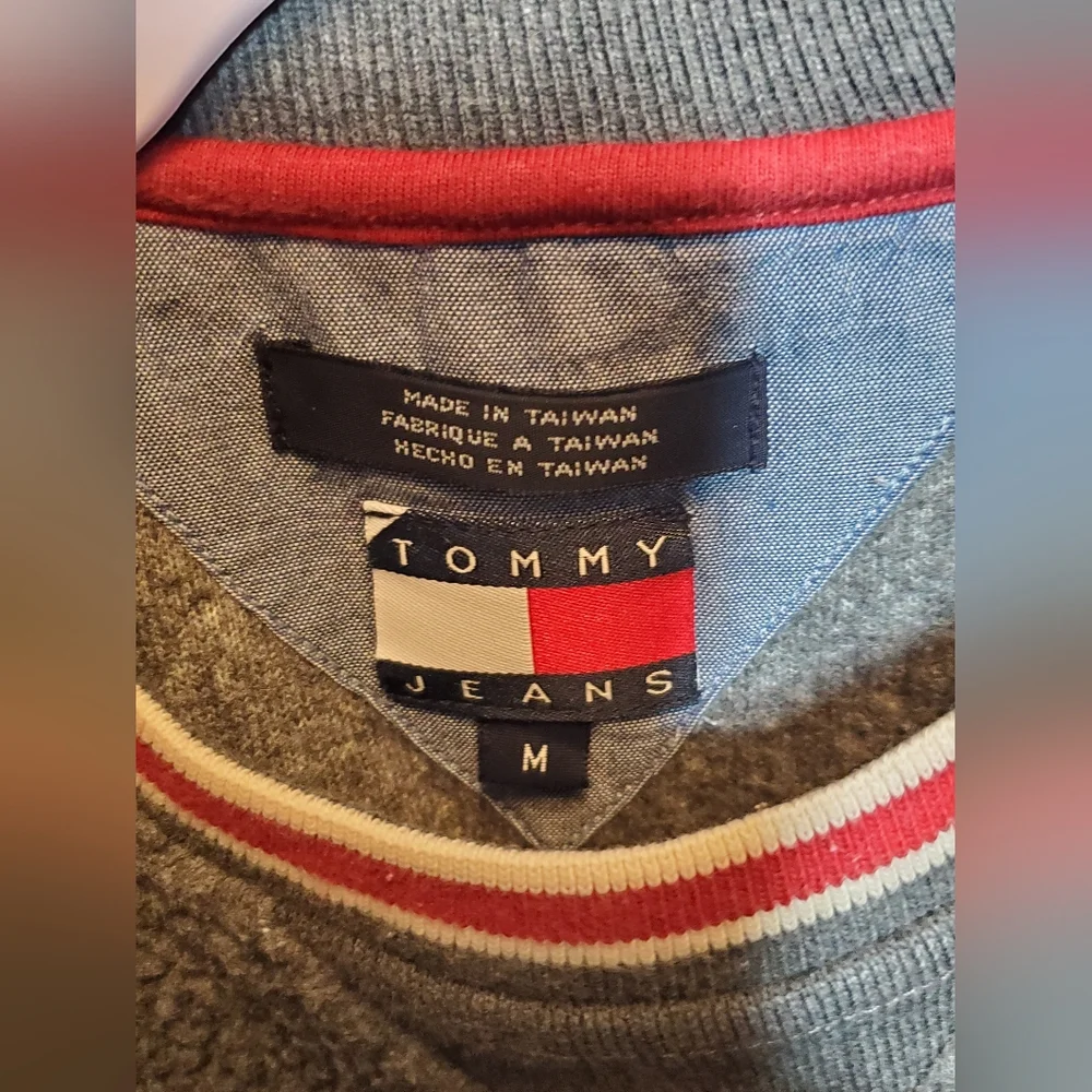 Vintage Tommy Hilfiger sweatshirt Collegiate sweater size Medium oversized 90s - Picture 4 of 6